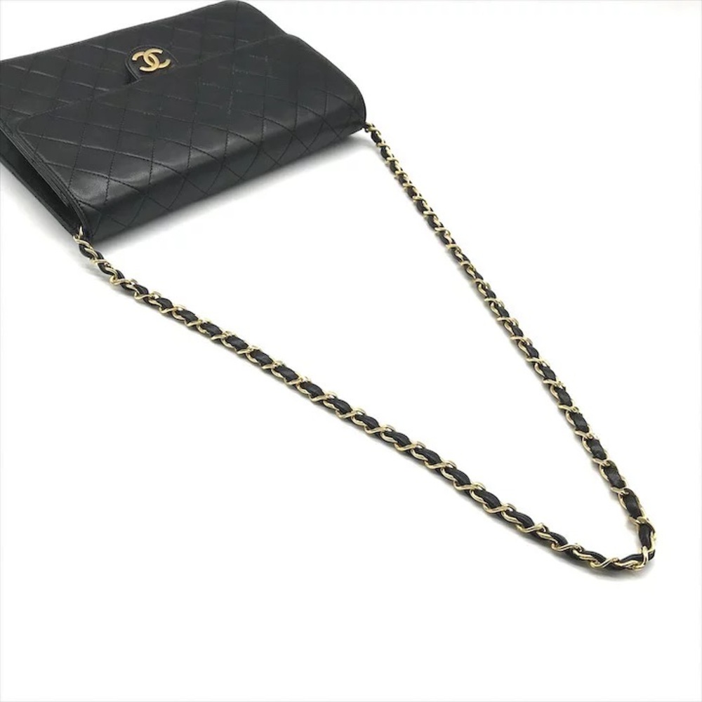 Authentic CHANEL single flap black lambskin 24k gold hardware classic bag - Picture 6 of 12